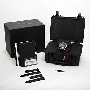 07486_watchlounge_lo.jpg