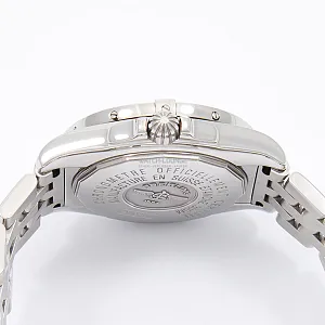 07525_watchlounge_lo.jpg