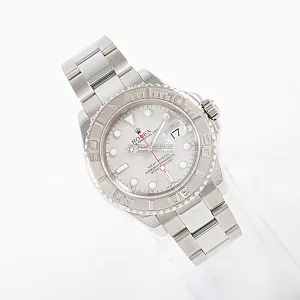 07562_watchlounge_lo.jpg
