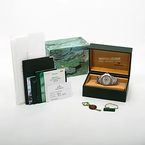 07570_watchlounge_lo.jpg