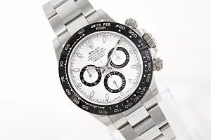 07627_watchlounge_lo.jpg