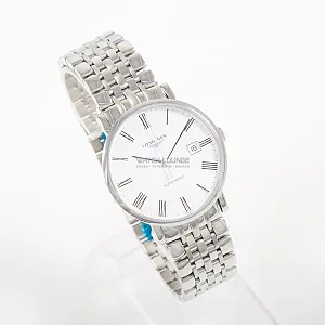 07758_watchlounge_l49104116_lo.jpg