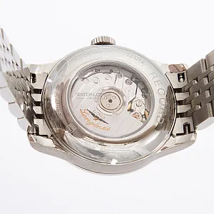 07791_watchlounge_l23214116_lo.jpg
