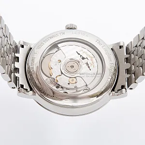 07830_watchlounge_l49104726_lo.jpg