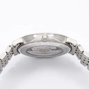 07831_watchlounge_l49104726_lo.jpg
