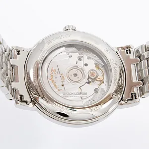 07870_watchlounge_l49214116_lo.jpg