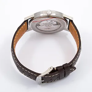 07979_watchlounge_l48254922_lo.jpg