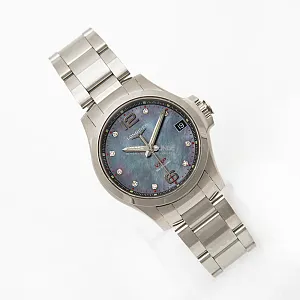 08083_watchlounge_l33164886_lo.jpg