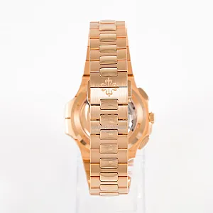 08132_watchlounge_lo.jpg