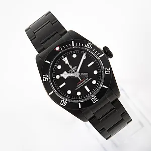 08167_watchlounge_lo.jpg