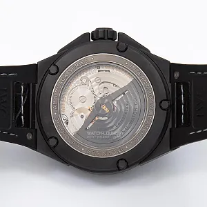 08190_watchlounge_lo.jpg