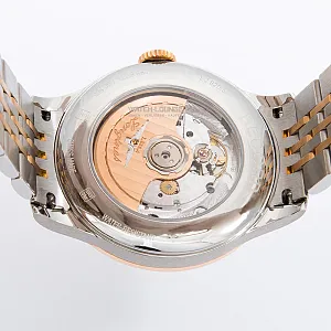 08201_watchlounge_l28205727_lo.jpg