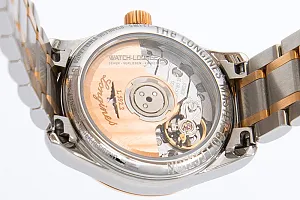 08211_watchlounge_l21285797_lo.jpg