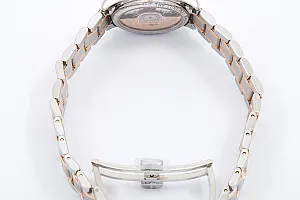 08212_watchlounge_l21285797_lo.jpg