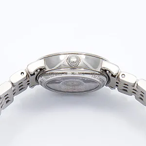08228_watchlounge_l43094776_lo.jpg