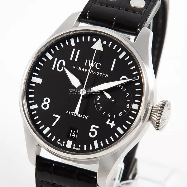08262_watchlounge_lo_1.jpg