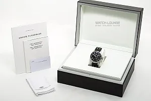 08271_watchlounge_lo.jpg