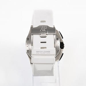 08281_watchlounge_lo.jpg