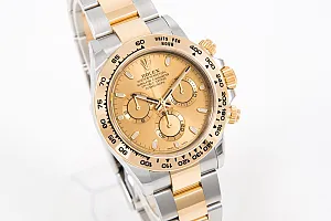 08309_watchlounge.jpg