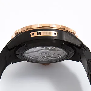 08323_watchlounge_lo.jpg