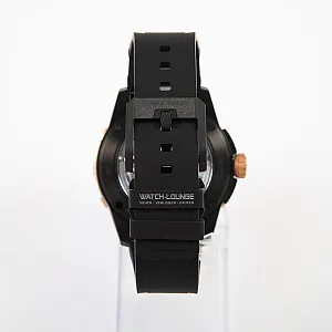 08326_watchlounge_lo.jpg
