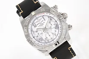 08329_watchlounge_lo.jpg