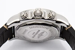 08333_watchlounge_lo.jpg