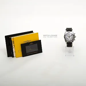 08337_watchlounge_lo.jpg