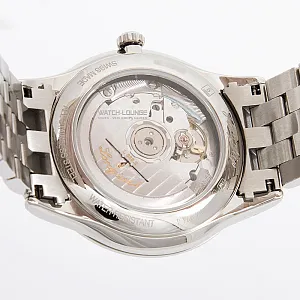 08401_watchlounge_49744216_lo.jpg