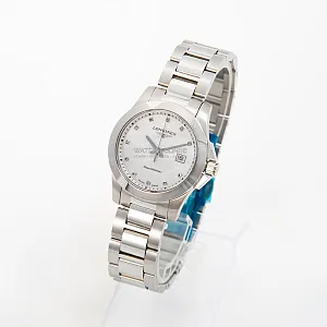 08436_watchlounge_33764876_lo.jpg