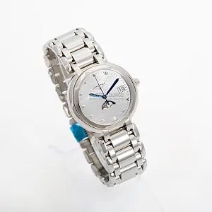 08444_watchlounge_81164876_lo.jpg