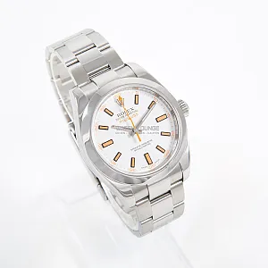 08473_watchlounge_lo.jpg