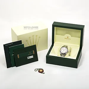 08479_watchlounge_lo.jpg