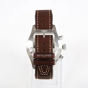 08498_watchlounge_lo.jpg