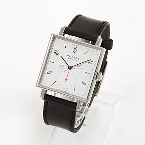 08515_watchlounge_lo.jpg