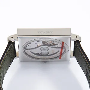 08517_watchlounge_lo.jpg