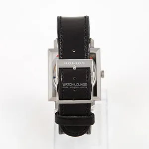 08520_watchlounge_lo.jpg