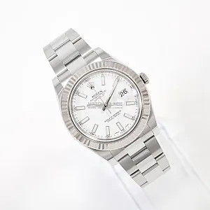 08543_watchlounge_lo.jpg
