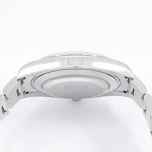 08548_watchlounge_lo.jpg