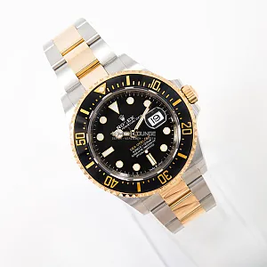 08568_watchlounge_lo.jpg