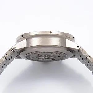 08596_watchlounge_lo.jpg