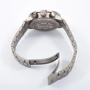 08597_watchlounge_lo.jpg