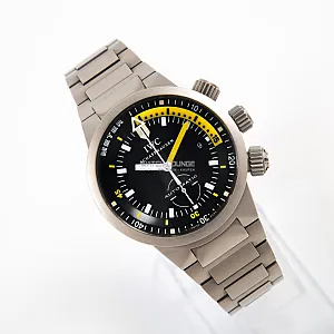08603_watchlounge_lo.jpg