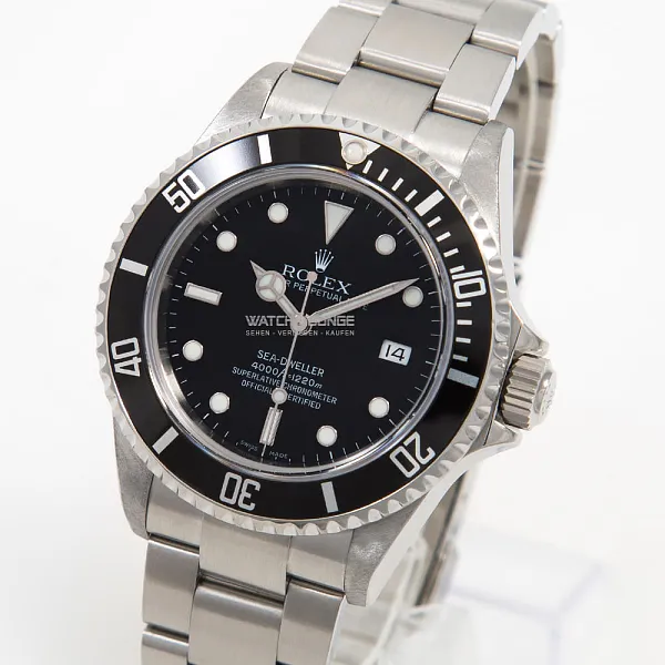 08610_watchlounge_lo_1.jpg