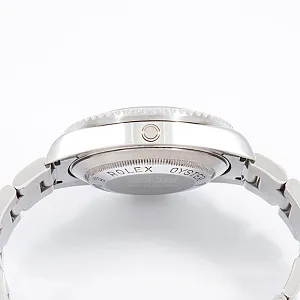 08616_watchlounge_lo.jpg