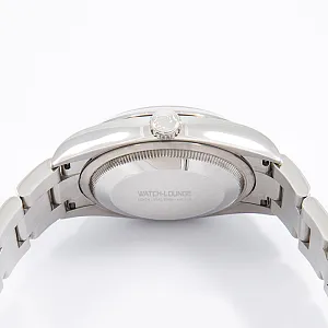 08625_watchlounge_lo.jpg