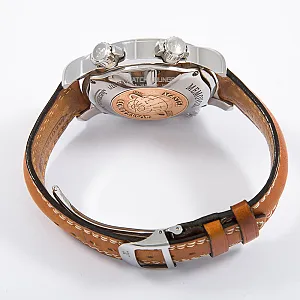 08638_watchlounge_lo.jpg