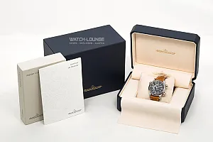 08640_watchlounge_lo.jpg