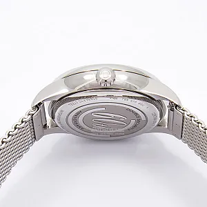 08676_watchlounge_lo.jpg