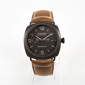 08693_watchlounge_lo.jpg